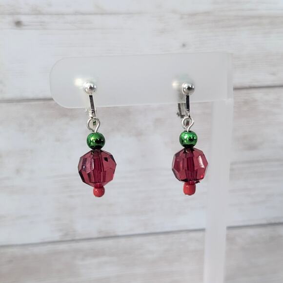 Vintage Clip On Earrings Red & Green Dangle - Picture 1 of 4